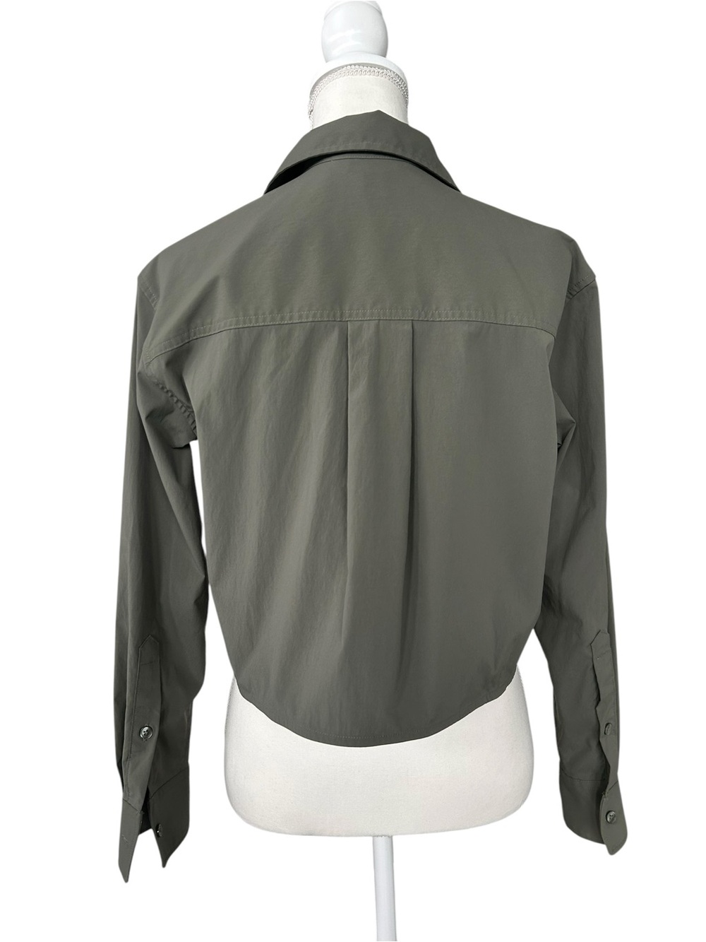 Athleta Midday Cropped Button Down Long Sleeve Top Moss Green Womens Size XXS - Picture 4 of 8